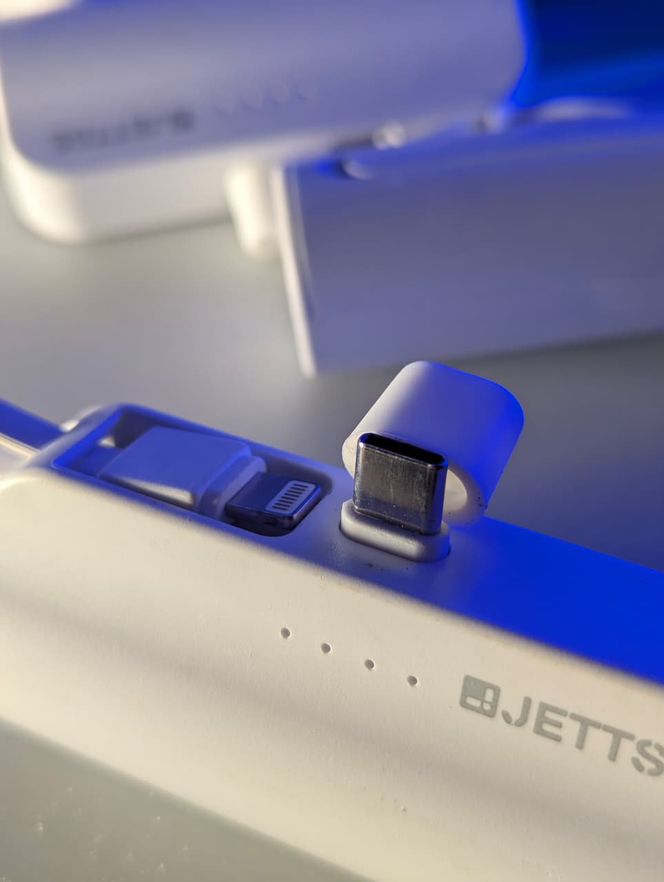 Power Bank 5000mAh Pull to charge