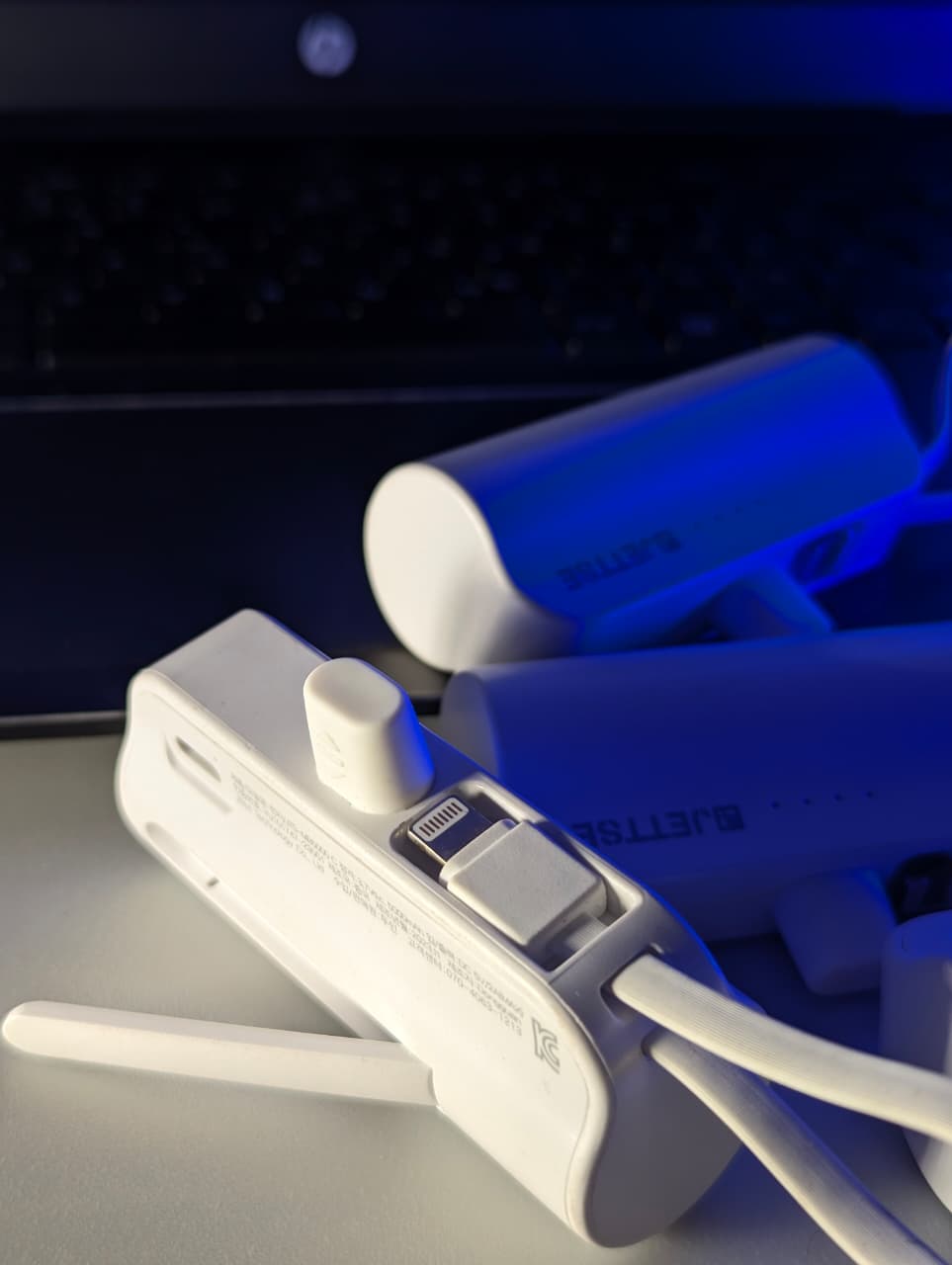 Power Bank 5000mAh Pull to charge