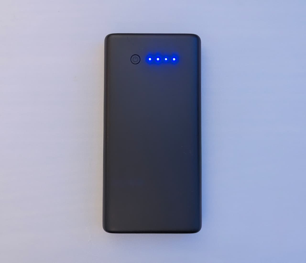 Power Bank 36,800mAh (136.16Wh)