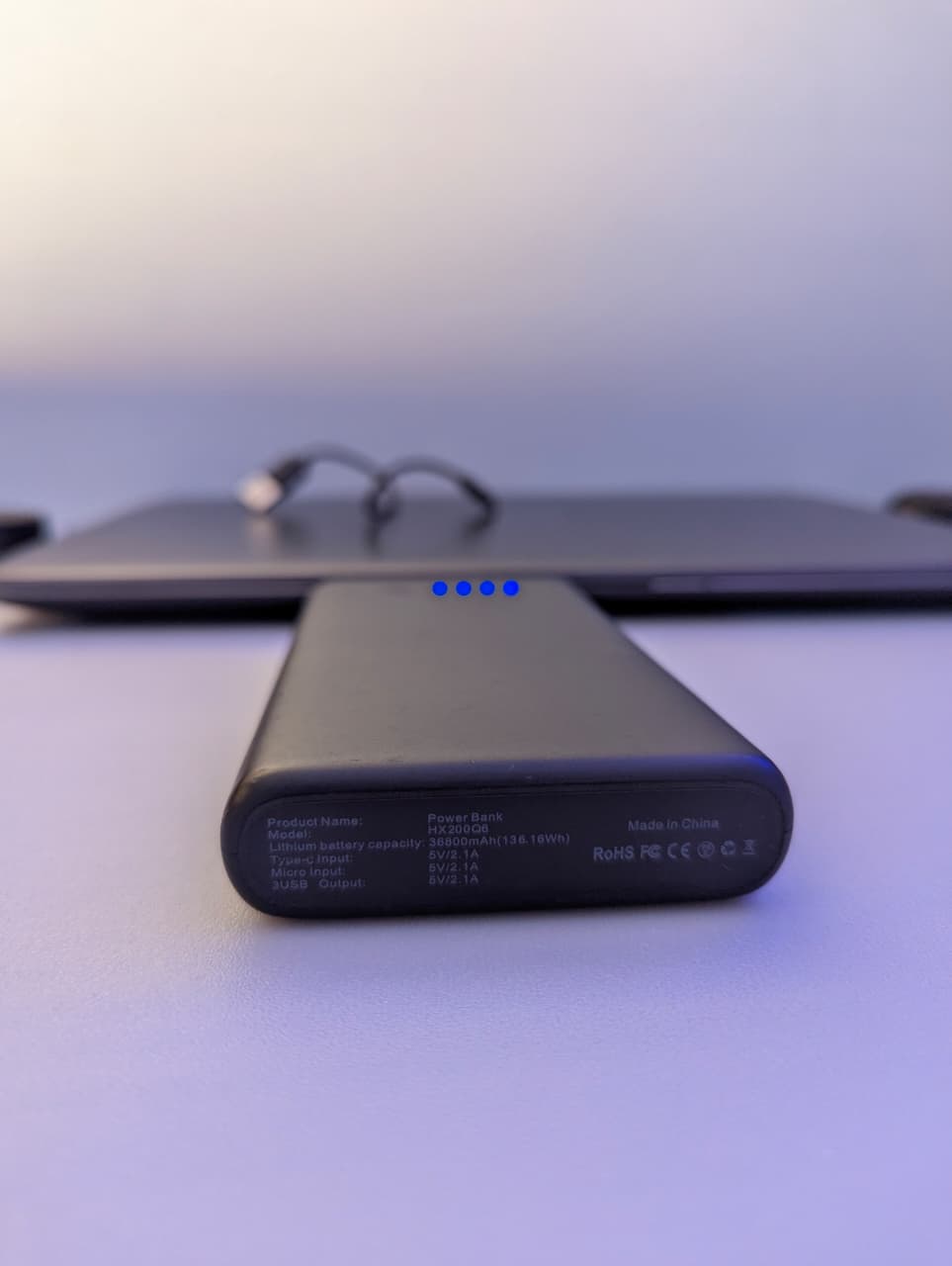 Power Bank 36,800mAh (136.16Wh)